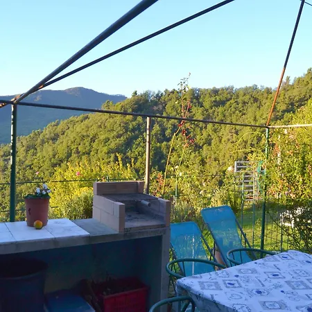 Peaceful Ligurian Hill 펜션 *