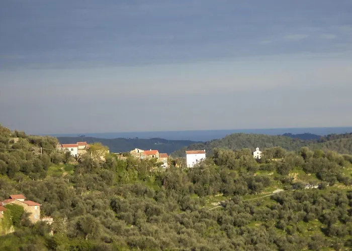 Сasa de vacaciones Peaceful Ligurian Hill Stellanello