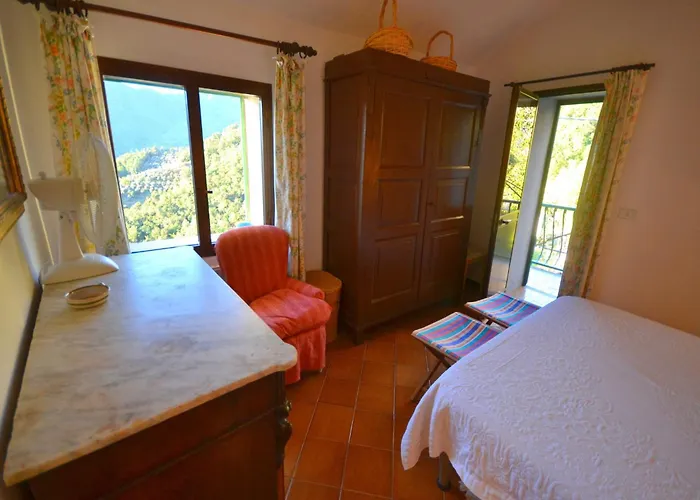 Peaceful Ligurian Hill * Stellanello